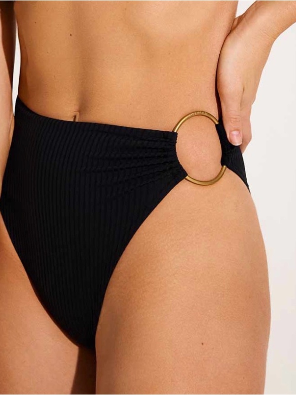 NWT Vitamin A Black Ribbed Bikini Bottoms with Hold Side Ring-Size M - Picture 2 of 5